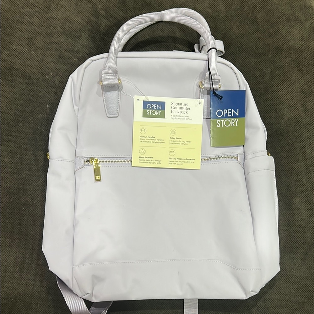 Lilac back pack- great for work, travel, or a diaper bag